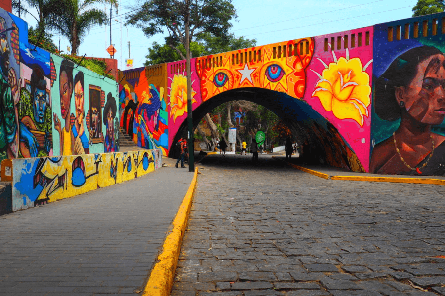 Puente de los Suspiros y la Ermita de Barranco